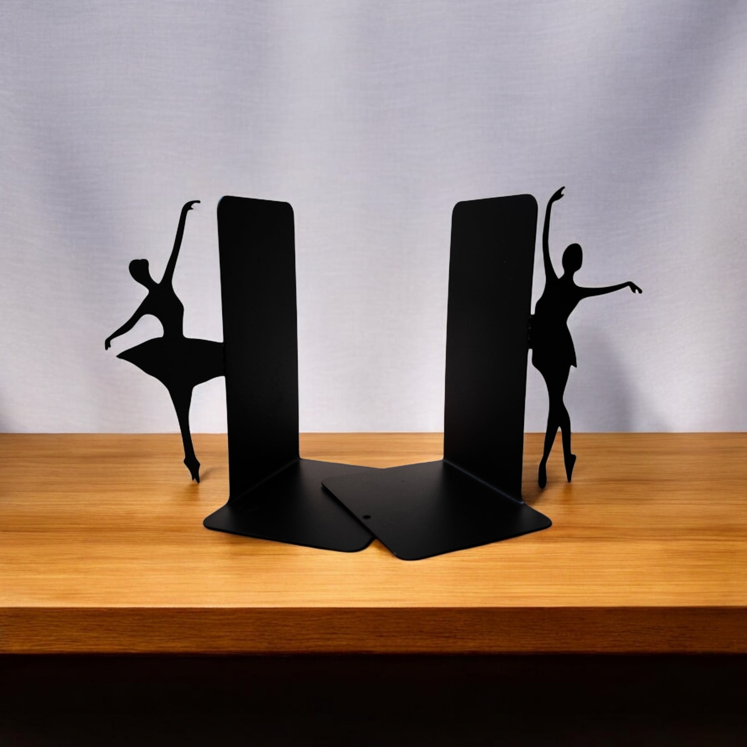 نگهدارنده کتاب نیتا متال طرح بالرین