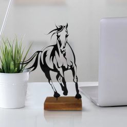 تندیس مینیمال نیتا متال طرح اسب شبدیز