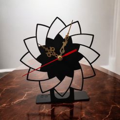 ساعت رومیزی و فلزی نیتا متال طرح مینیمال