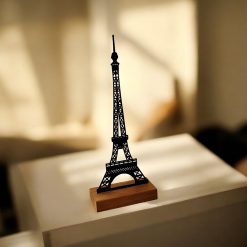 تندیس مینیمال نیتا متال طرح برج ایفل