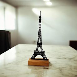 تندیس مینیمال نیتا متال طرح برج ایفل